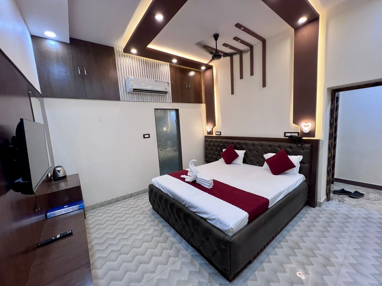 Hotel Room 2
